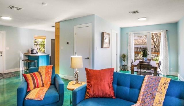 Chill in Cherrywood close to UT, Downtown, Restaurants