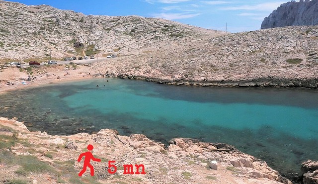 Chill Out Cabanon Charme Calanques à 30 m de L'eau