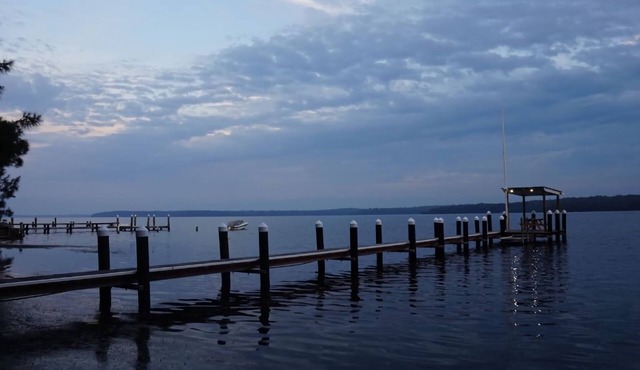 Chill Out the Basin by Jervis Bay Breaks