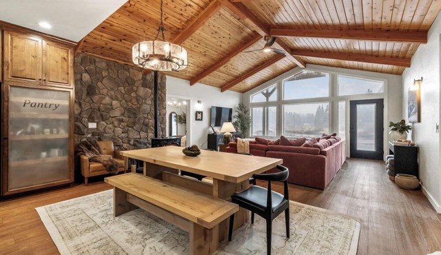 Chiloquin Ridge River Retreat