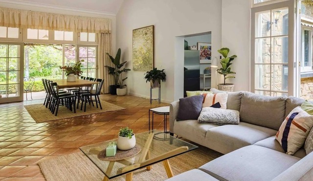 Chilterns of Stirling - Tranquil Hidden Treasure