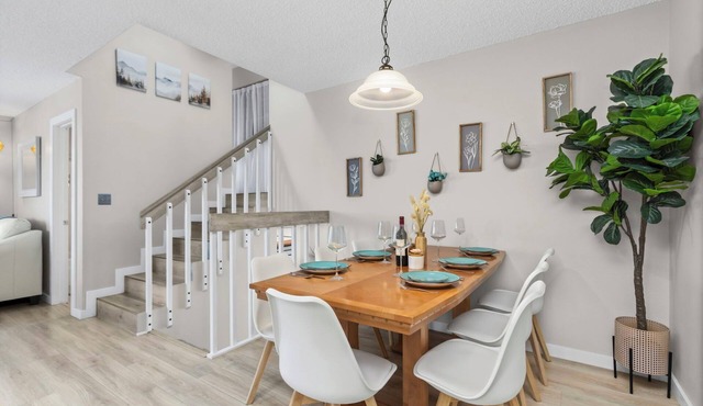 Chimney Park Retreat | King Suite + Fenced Yard