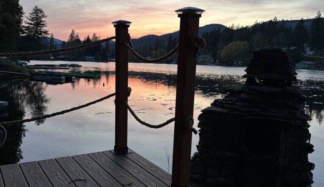 Chimney Rock on Twin Lakes - Cozy Cabin on Twin Lakes in Rathdrum, Idaho