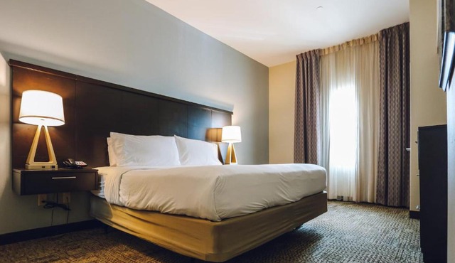 Chinatown 1B and Free Parking Washer and Dryer Gym Relux 320