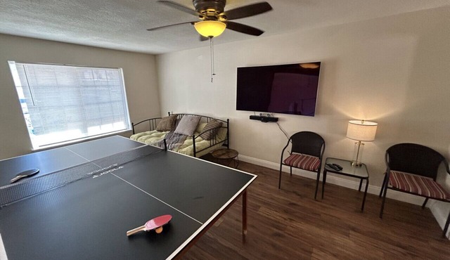 Chinatown 4bdrm 3 miles-Convention Center 2-Strip