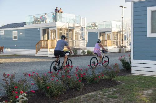 Chincoteague Bay RV Resort & Cottages