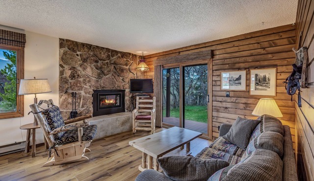 Chipmunk - Cozy pet friendly cabin