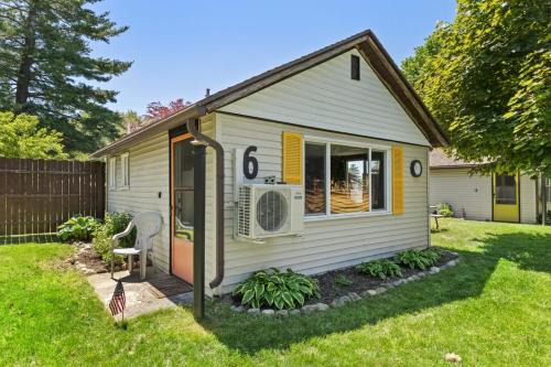 Chippewa Bluffs Resort - 2BR 2BA Cabins