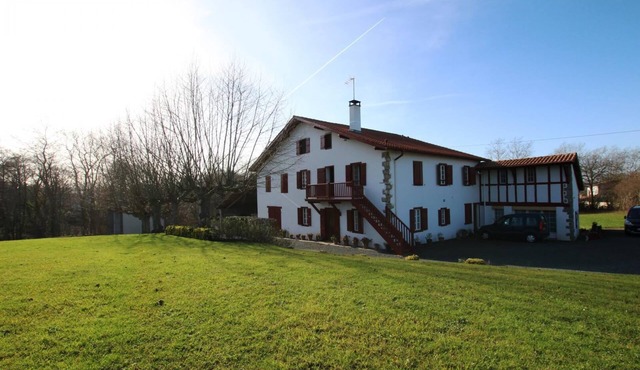 CHIRIKINA - AHETZE - Gîte