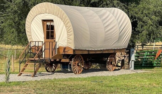 Chisholm “Conestoga” Wagon at J&J Cabins