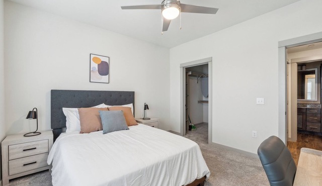 Chisholm Trace 1233 I Spacious 1 Bed 1 Bath