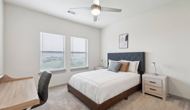 Chisholm Trace 734 I Spacious 1 Bed 1 Bath