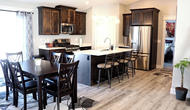 Chitty Chitty Chubbuck 🎶 We love you! ❤️ Arcade! Ping Pong!