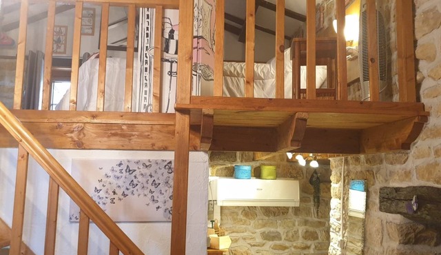 Chocolate Box cottage. Relax and let the world go by.