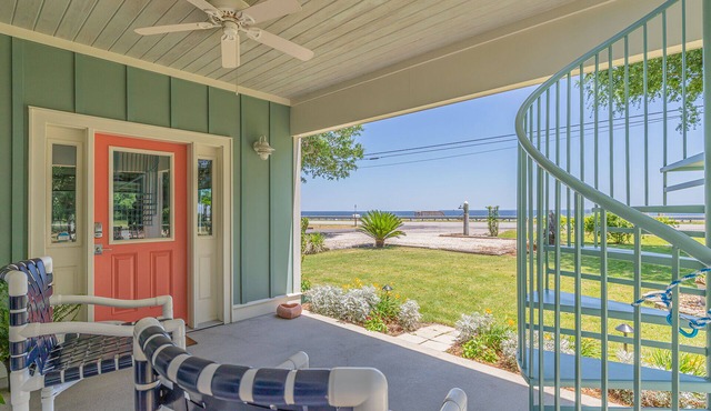 Choctaw Bliss - 5 STAR Waterfront Property