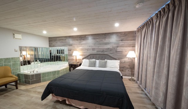 Choice Inn by the Falls