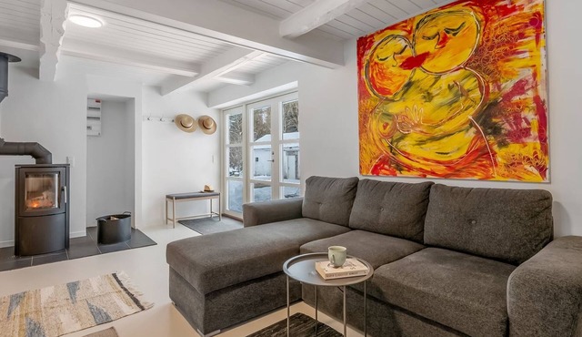 "Chrissie" - 3km from the sea by Interhome
