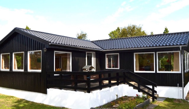 "Christian" - 3.5km from the sea by Interhome