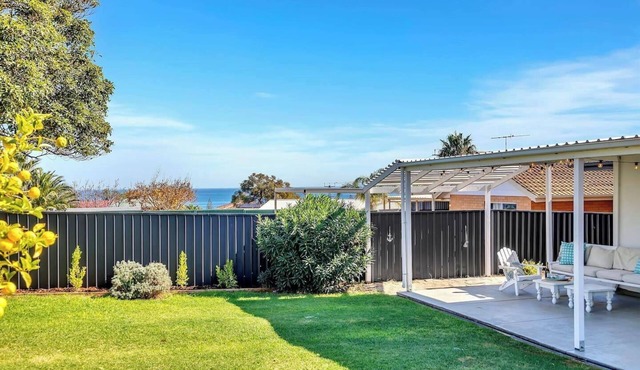 Christies Grove Seaside Bliss near McLaren Vale