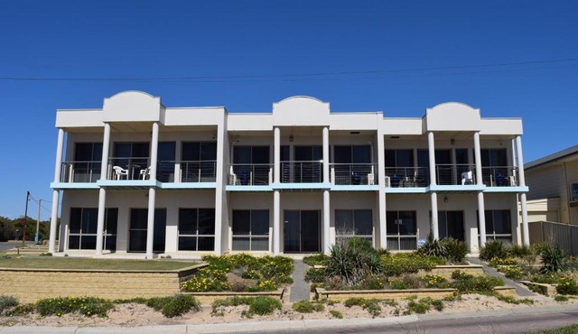 Christies Seahorse Holiday Townhouses