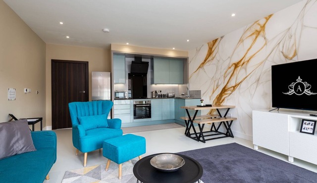 Christmas & New Year Work Stays - Reliable & Relaxing