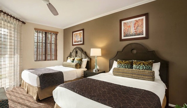 Christmas Welk San Diego California 2 bedroom Lock Off