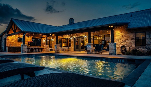 Chula Vista Sleeps31 Heated Pool Ping Pong Quiet Subdiv FREE Frio@Concan VIP