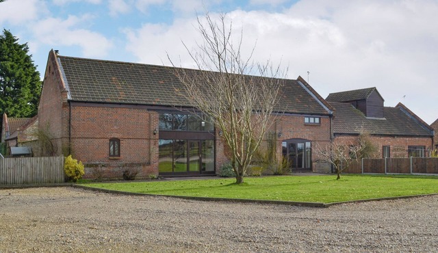 Church Farm Barn - UKC3739