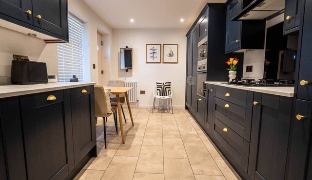 Church Road Retreats - The Cove