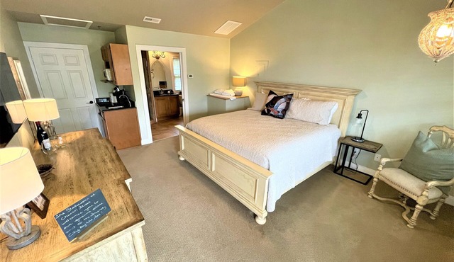 Church Street #5 - Charming 1-bedroom condo downtown Swansboro