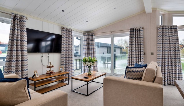 Churchill Luxury Lodge