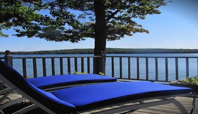 Churchill Pointe Inn