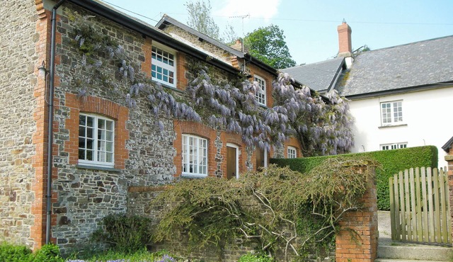 Cider Cottage - E5576