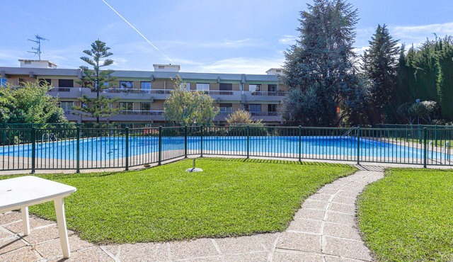 Ciel de Fabron by Interhome