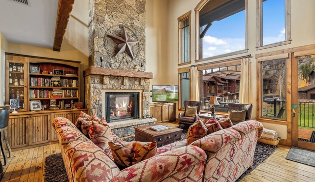 Cimarron #14 townhome walkable to Steamboat base