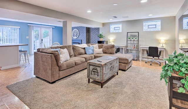 Cincy Escape w/ Large Yard: 3 Mi to Riverbend