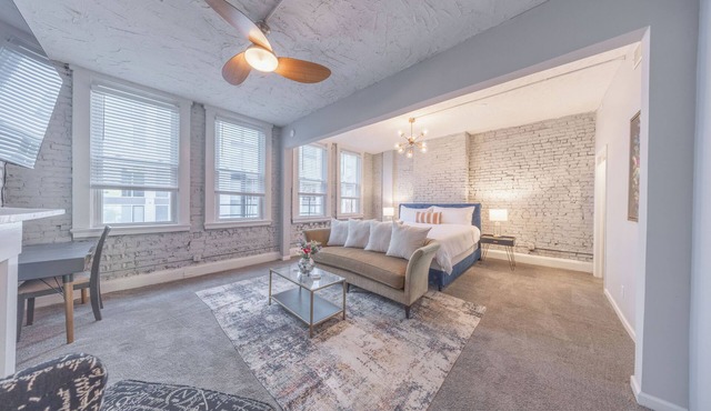 Cincy Stay And Play/K&Q Comfort + Walkable Gem