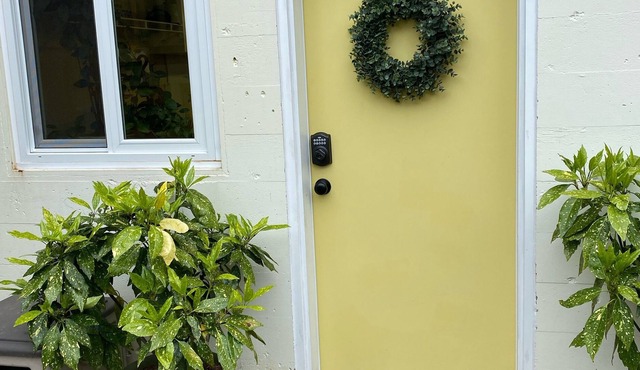 Cindy's Nook Suite & Sauna hosted by Salemstays.com