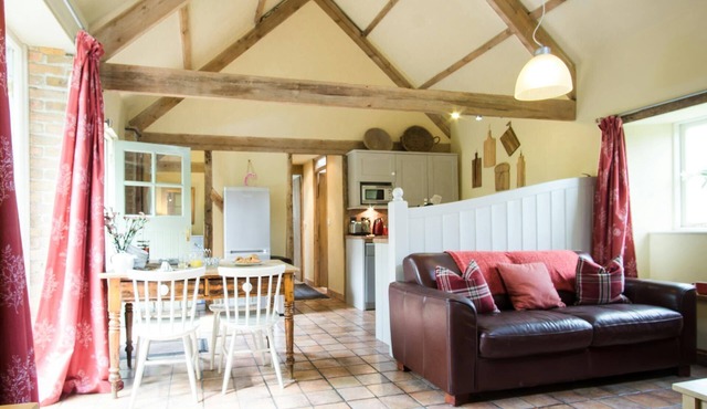 Cinnamon Cottage, Newcastle Emlyn