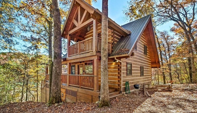 Cinnamon Valley - The Elk Lodge