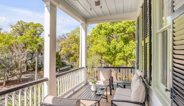 Circa 1785- Whole Hotel!