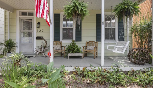 Circa 1900 Home in the Heart of Historic Downtown Chestertown
