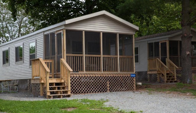 Circle M Camping Resort Screened Park Model