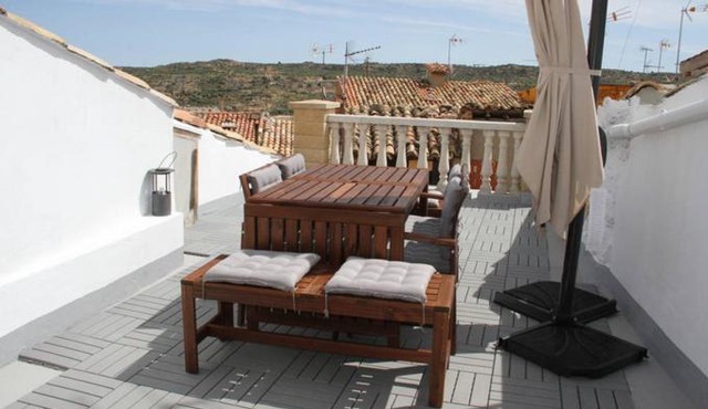 Circuito de Aragon. House up to 16 pax
