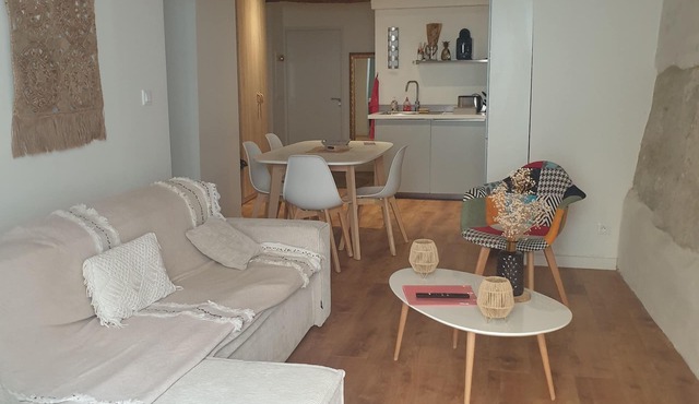 CITE de CARCASSONNE Gîte Les 3 Tours, 99 rue Trivalle