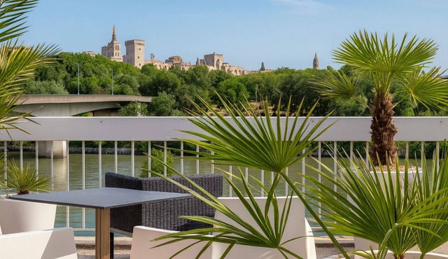 Cit’Hotel L’Oasis d’Avignon