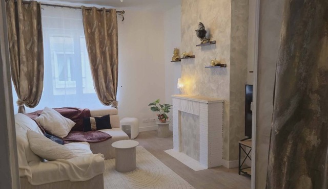 City center apartment near the train station