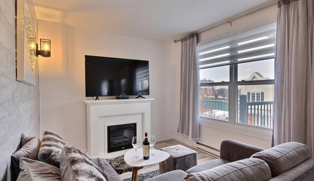 City Center Charming River View AC Free Parking