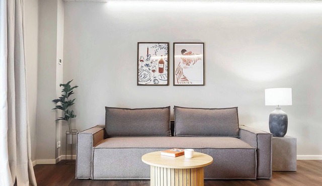 City Central Apartment w Modern Nordic Interiors