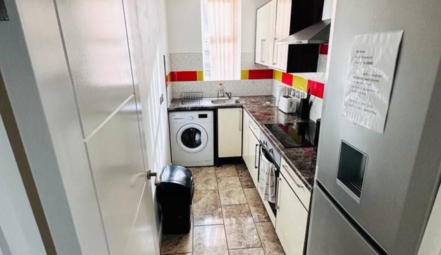 City centre lovely Apartment with the Cheapest Overnight Parking